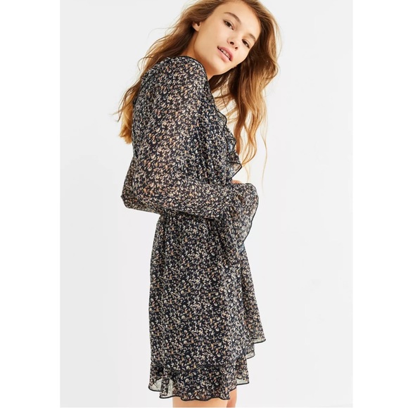 UO Blue Floral Tiered V-Neck Long Sleeve Mini Dress - Picture 11 of 11